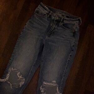 American Eagle Outfitters Distressed Blue Boyfriend Jeans